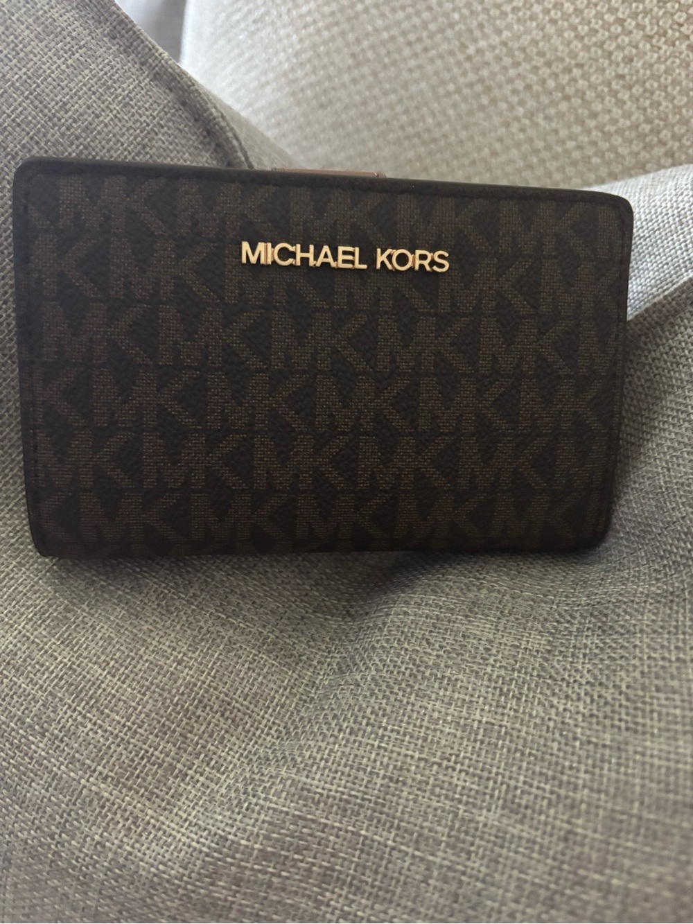 Michael Kors Signature Logo Medium Bifold Wallet - NWOT